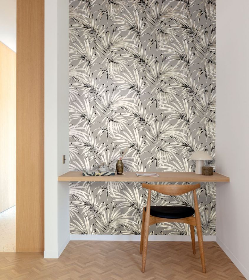 Palm Midnight LOT102